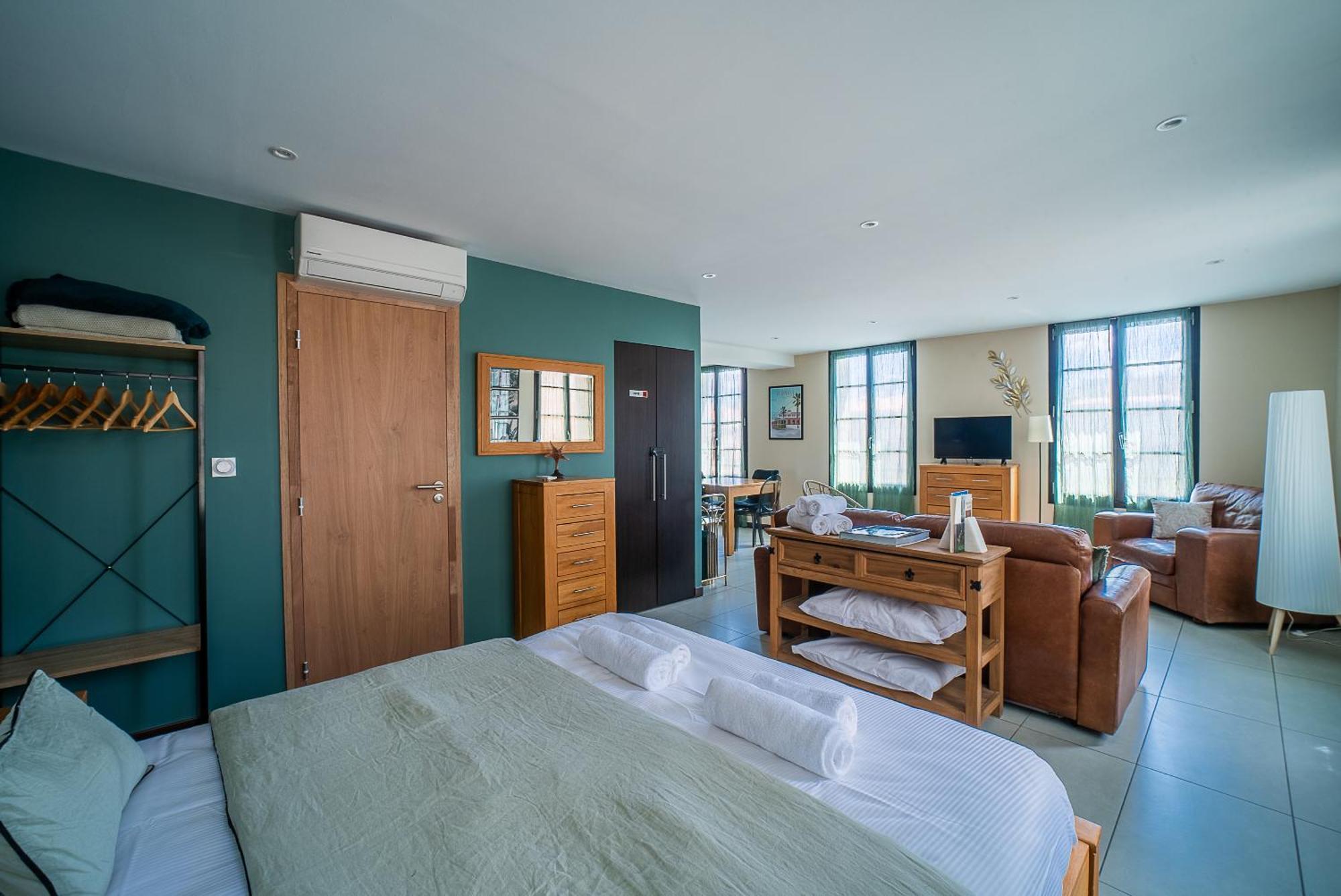 Suites Coronell d'En Vila Perpignano Esterno foto