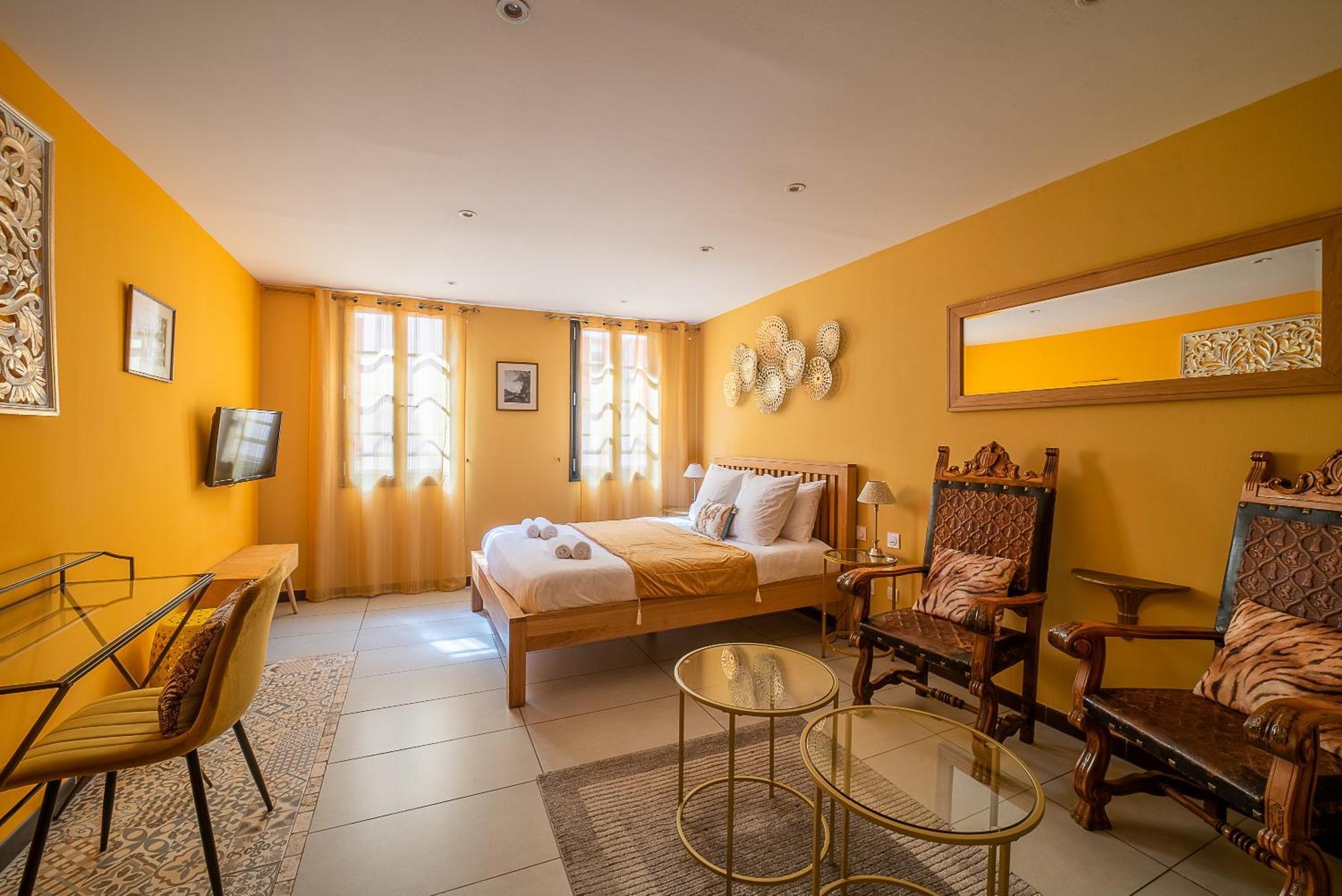 Suites Coronell d'En Vila Perpignano Esterno foto