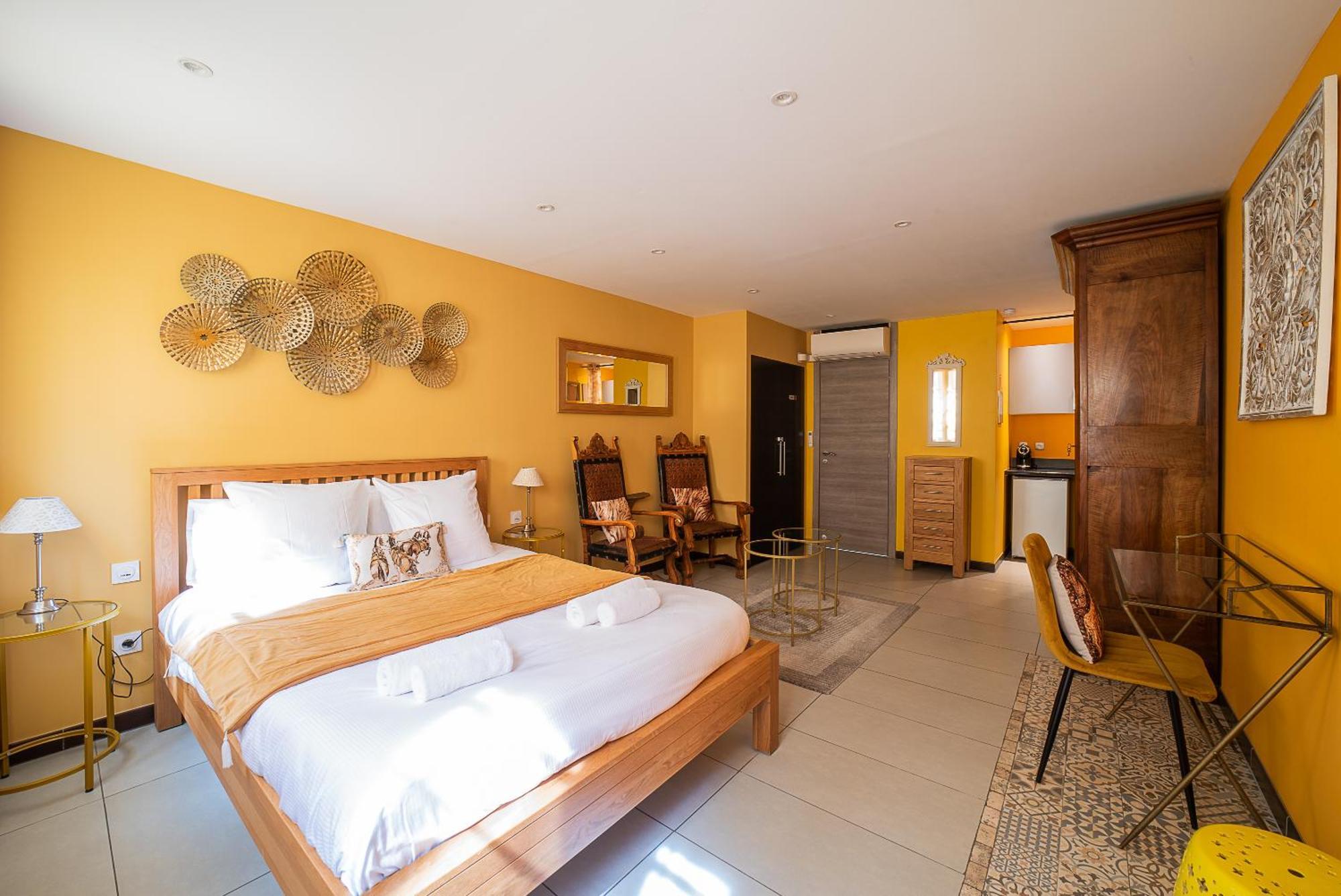 Suites Coronell d'En Vila Perpignano Esterno foto
