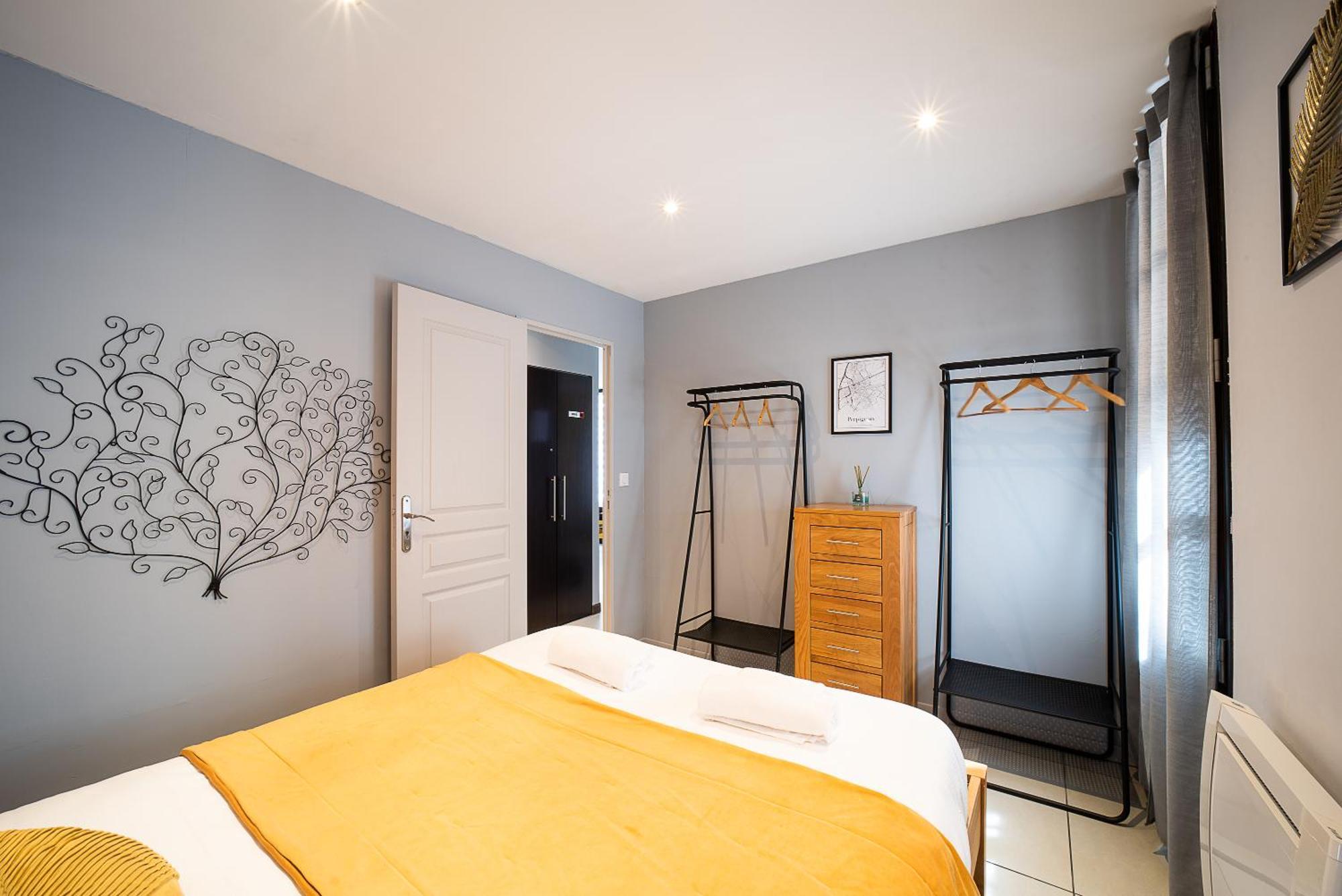 Suites Coronell d'En Vila Perpignano Esterno foto